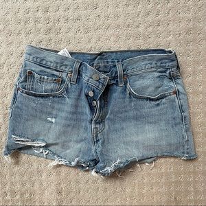 LEVI’s 501 high rise shorts
